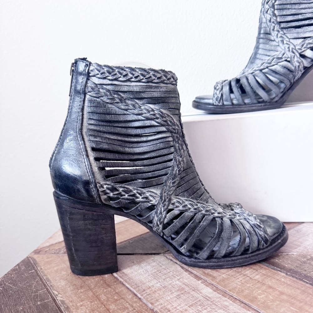 Freebird Bela Braided Gray Women's Ankle Boots - Picture 3 of 14